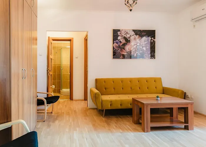 Romanian Athenaeum 1Br Apartment With Amazing View Bucureşti